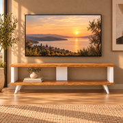 Evo TV Console مع شاشة معلقة على الحائط